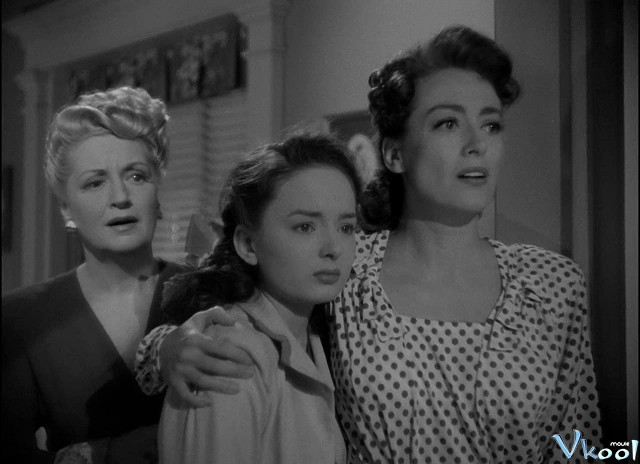 Xem Phim Thời Kỳ Đại Suy Thoái - Mildred Pierce - Vkool.Net - Ảnh 4